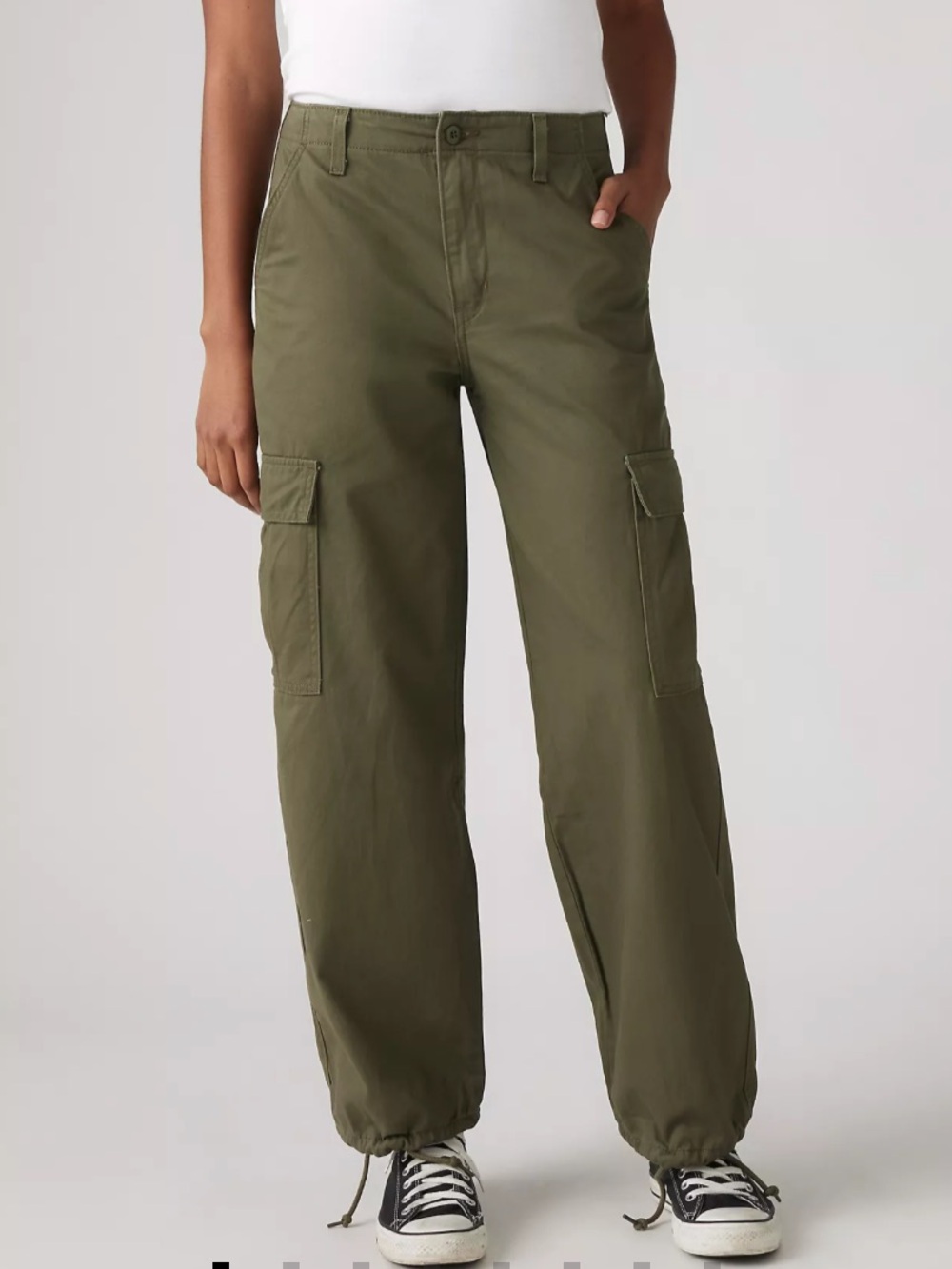 Levi’s ‘94 Baggy Cargo Pants Size 27